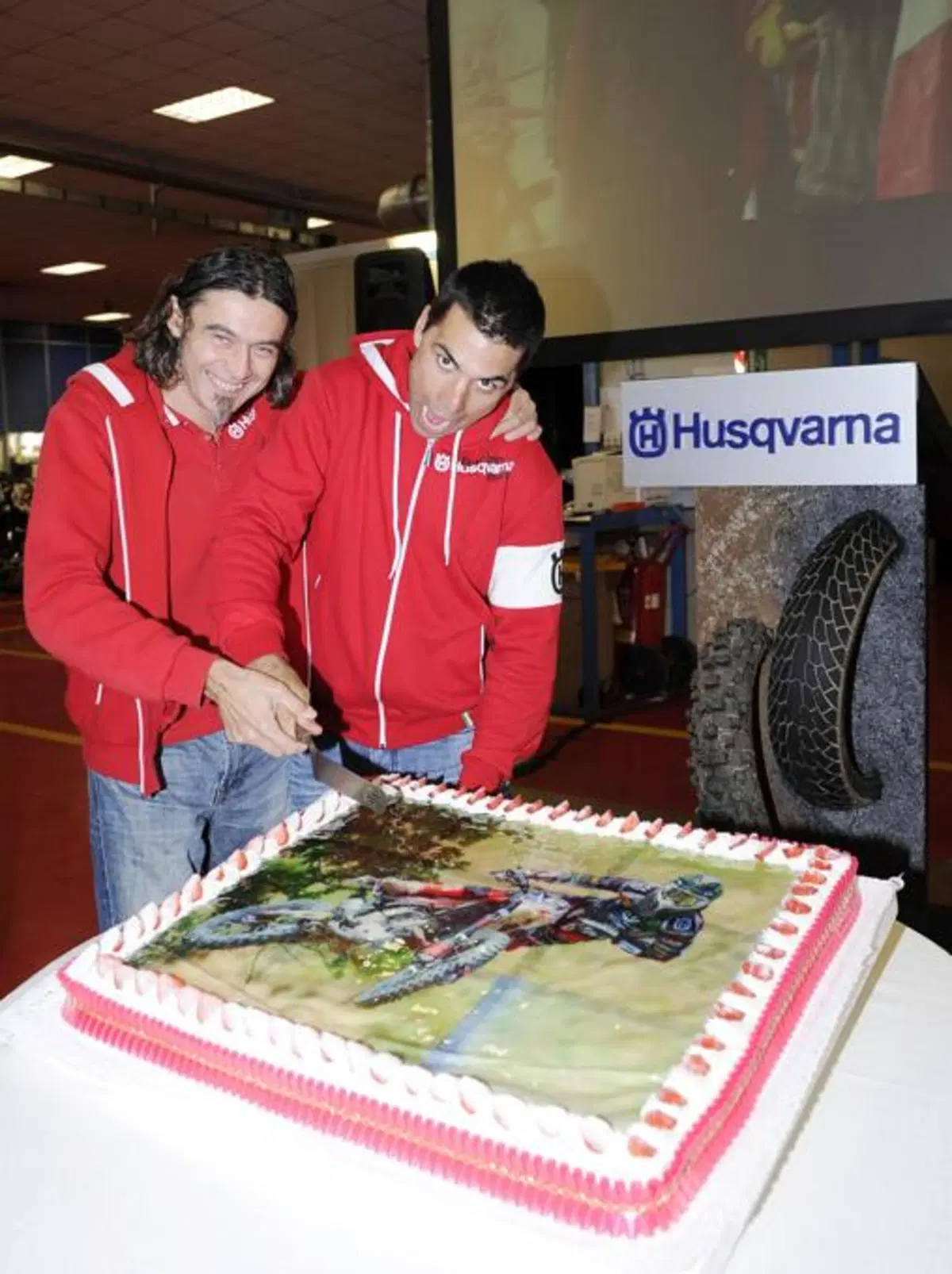 Enduro. Husqvarna festeggia la vittoria di Antoine Meo (2)