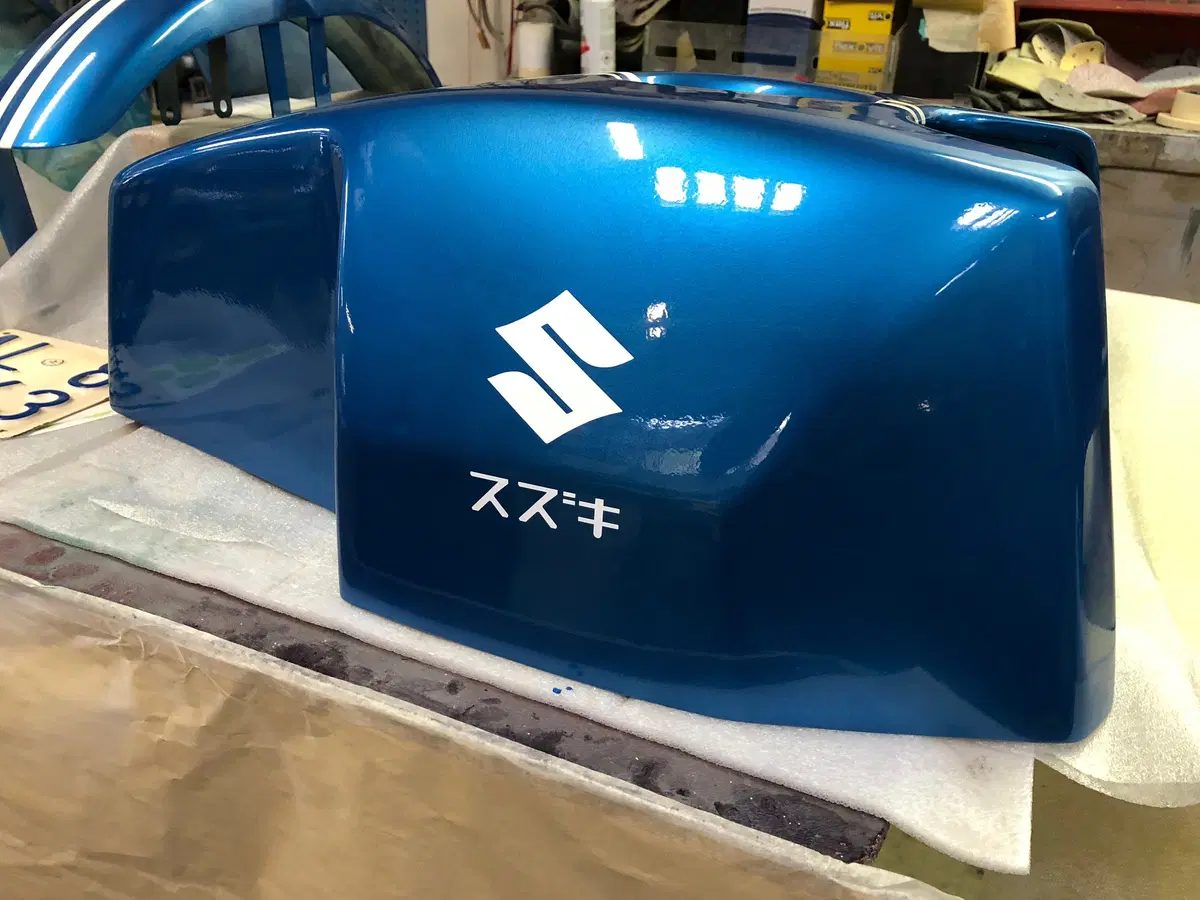 Suzuki GT 750 S Vallelunga: il restauro della moto supersportiva anni '70 (30)