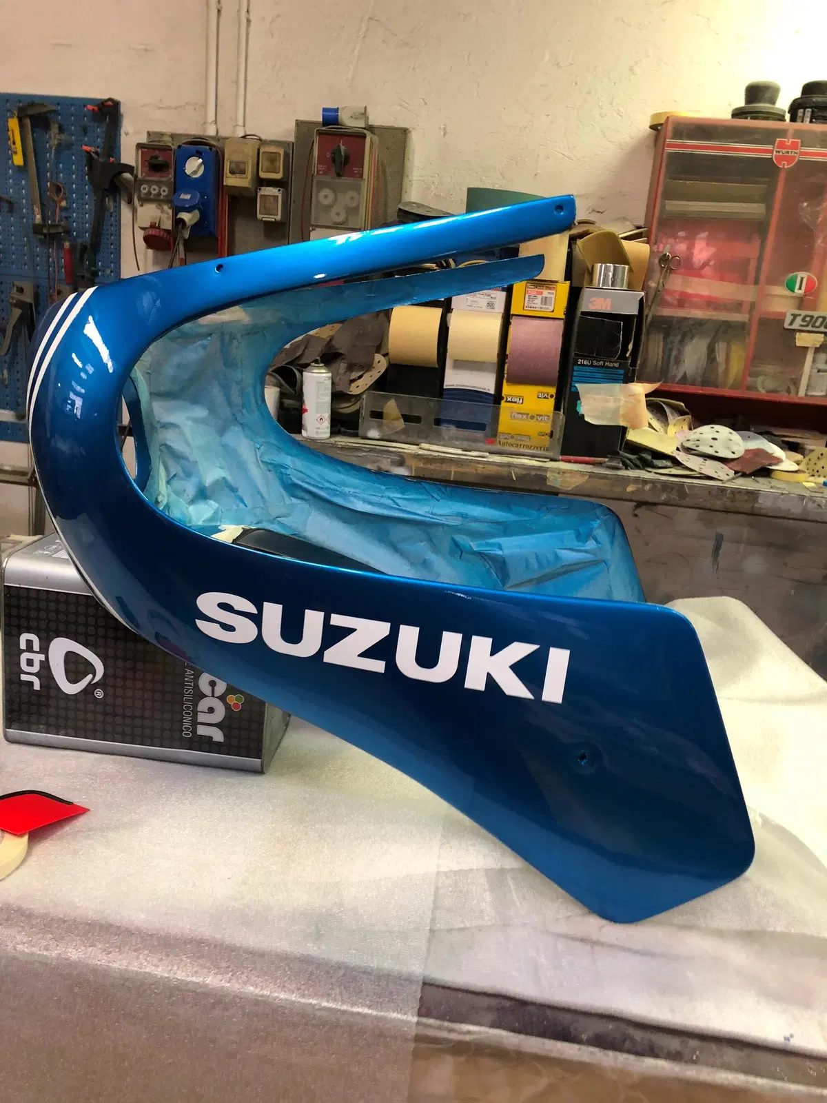 Suzuki GT 750 S Vallelunga: il restauro della moto supersportiva anni '70 (31)