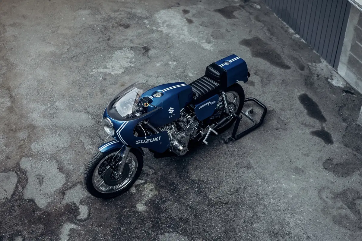 Suzuki GT 750 S Vallelunga: il restauro della supersportiva anni '70 (13)