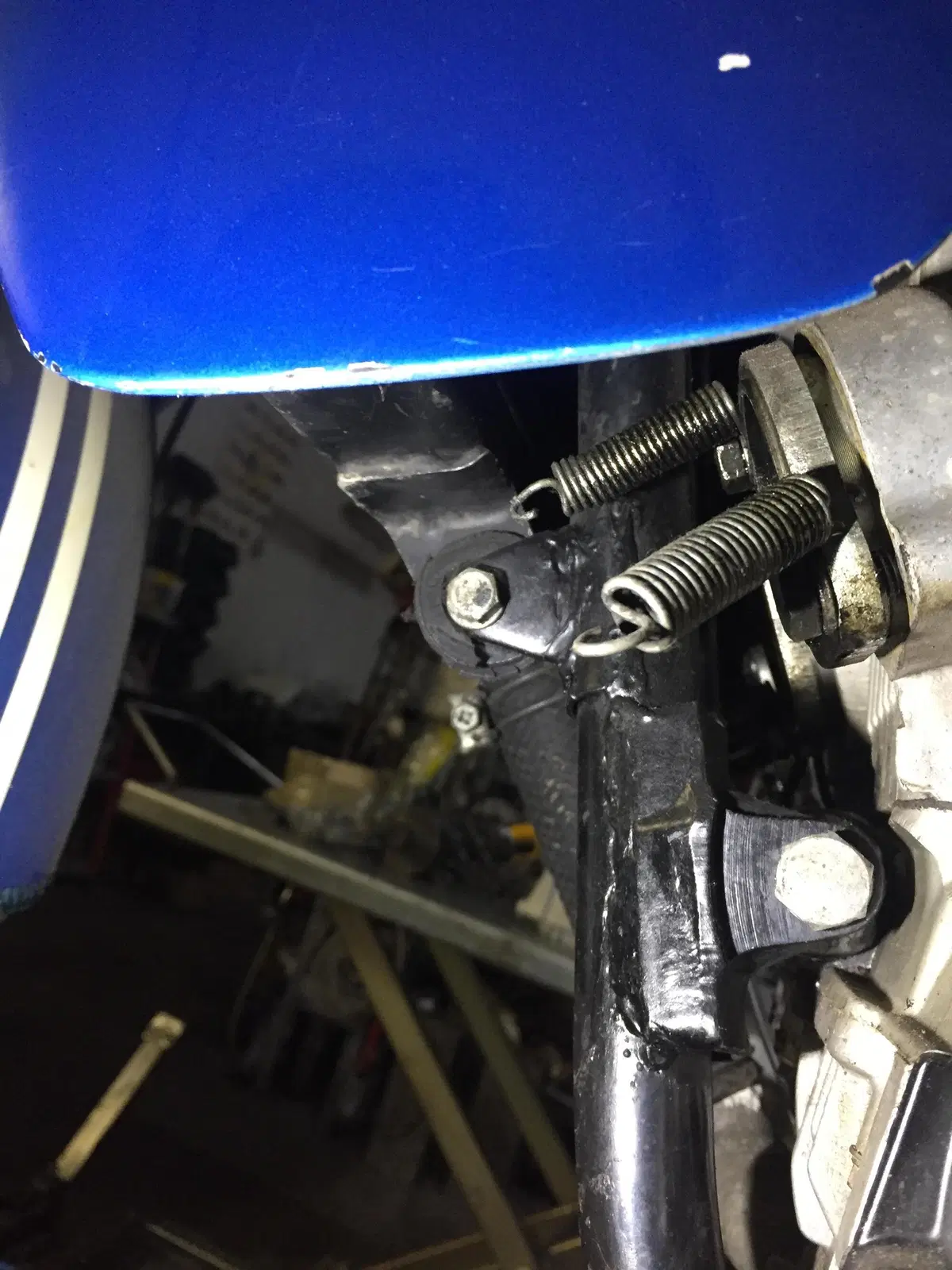 Suzuki GT 750 S Vallelunga: il restauro della moto supersportiva anni '70 (25)