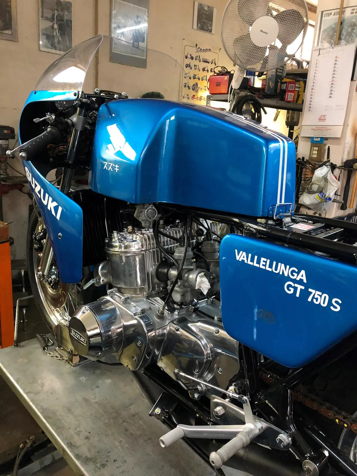 Suzuki GT 750 S Vallelunga: il restauro della moto supersportiva anni '70 (71)