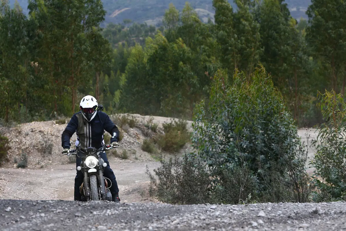 Triumph Scrambler 1200 XE XC 2019: TEST, la prima col 21 davanti! (8)