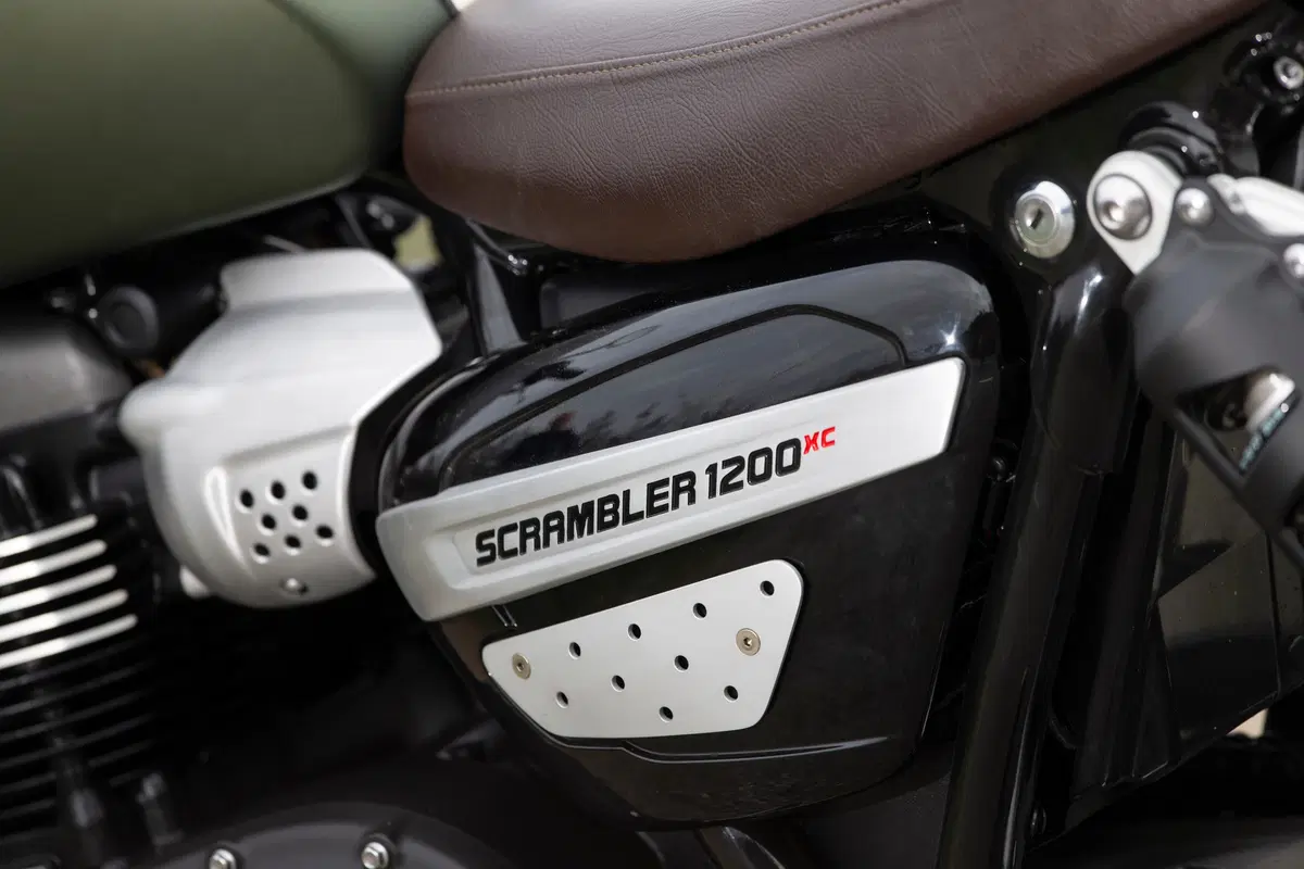 Triumph Scrambler 1200 XE XC 2019: TEST, la prima col 21 davanti! (53)