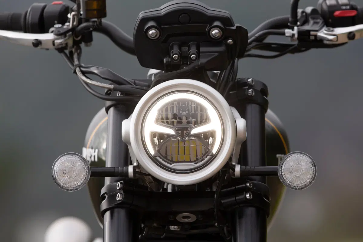 Triumph Scrambler 1200 XE XC 2019: TEST, la prima col 21 davanti! (52)