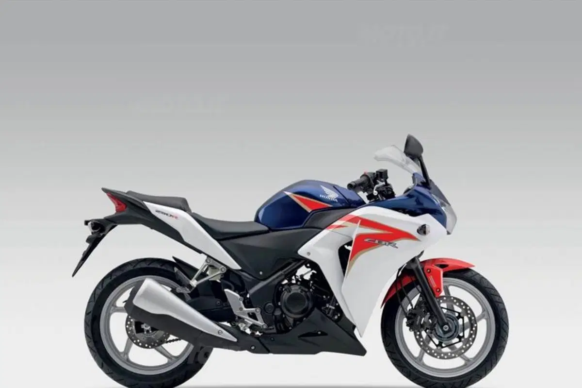 Honda presenta al Salone di Milano la CBR250R (3)