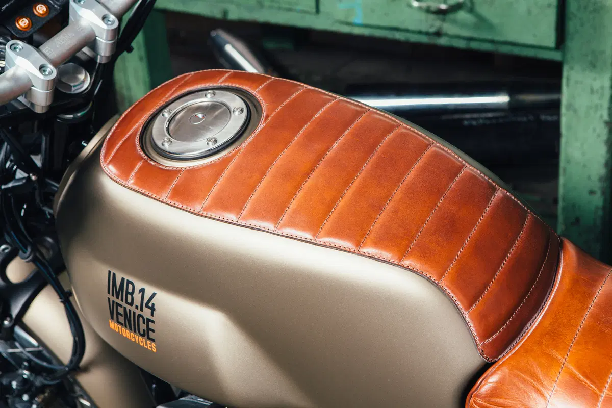 Le Moto Guzzi di Lord Of The Bikes in mostra Motoplex (19)