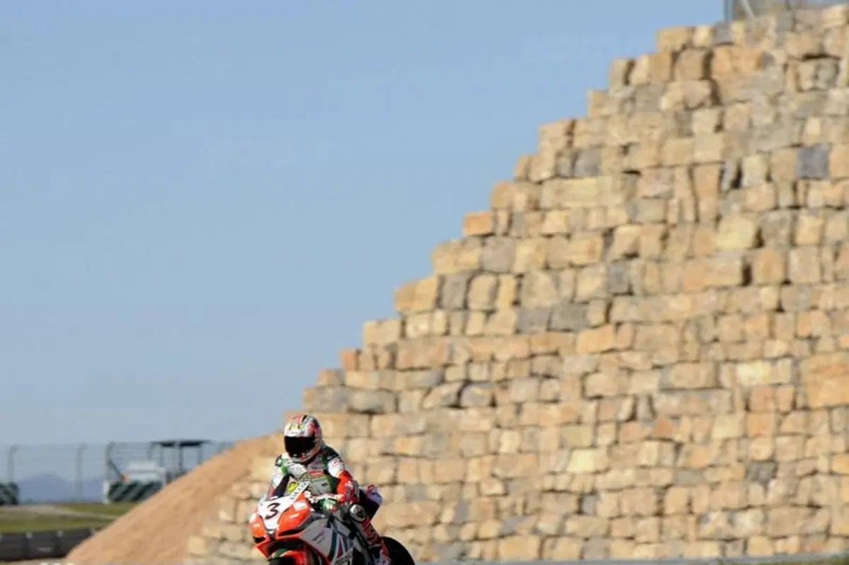 Checa è il più veloce sul circuito di Aragon (3)