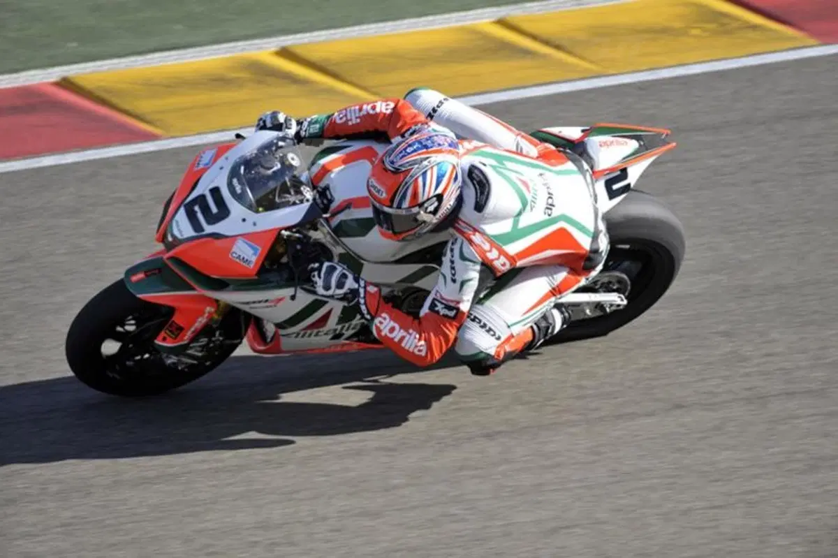 Checa è il più veloce sul circuito di Aragon (5)