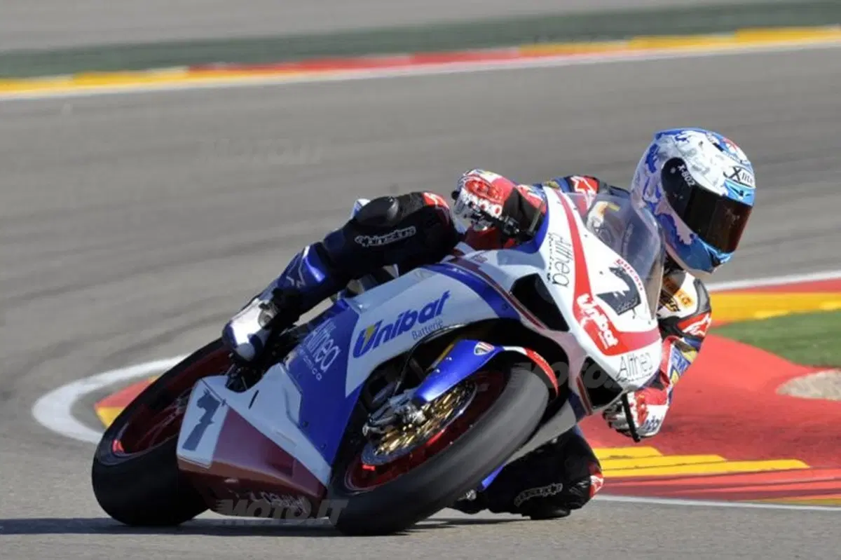 Checa è il più veloce sul circuito di Aragon (7)