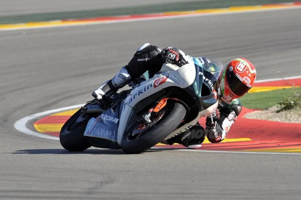 Checa è il più veloce sul circuito di Aragon (14)