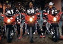 Nike sceglie MV Agusta per la campagna con i campioni della NFL