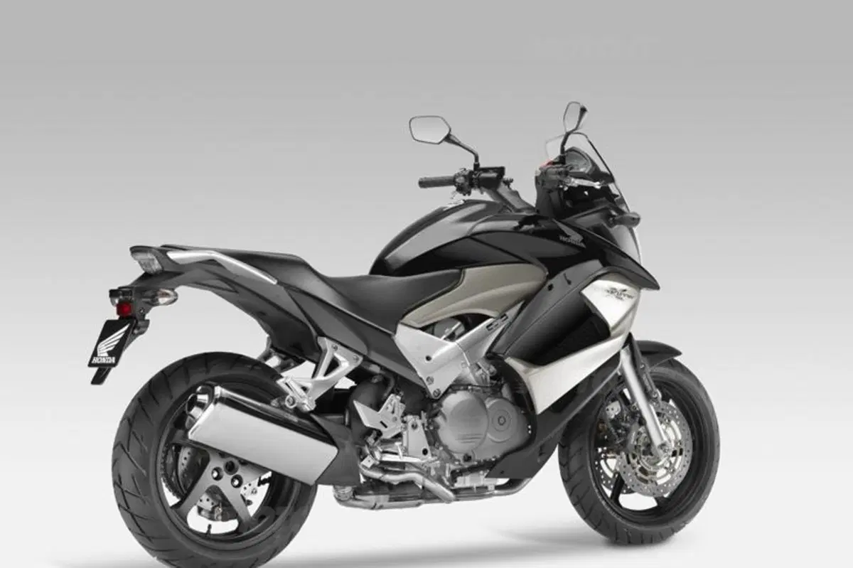 La novità Honda più attesa: EICMA svela la Crossrunner (8)