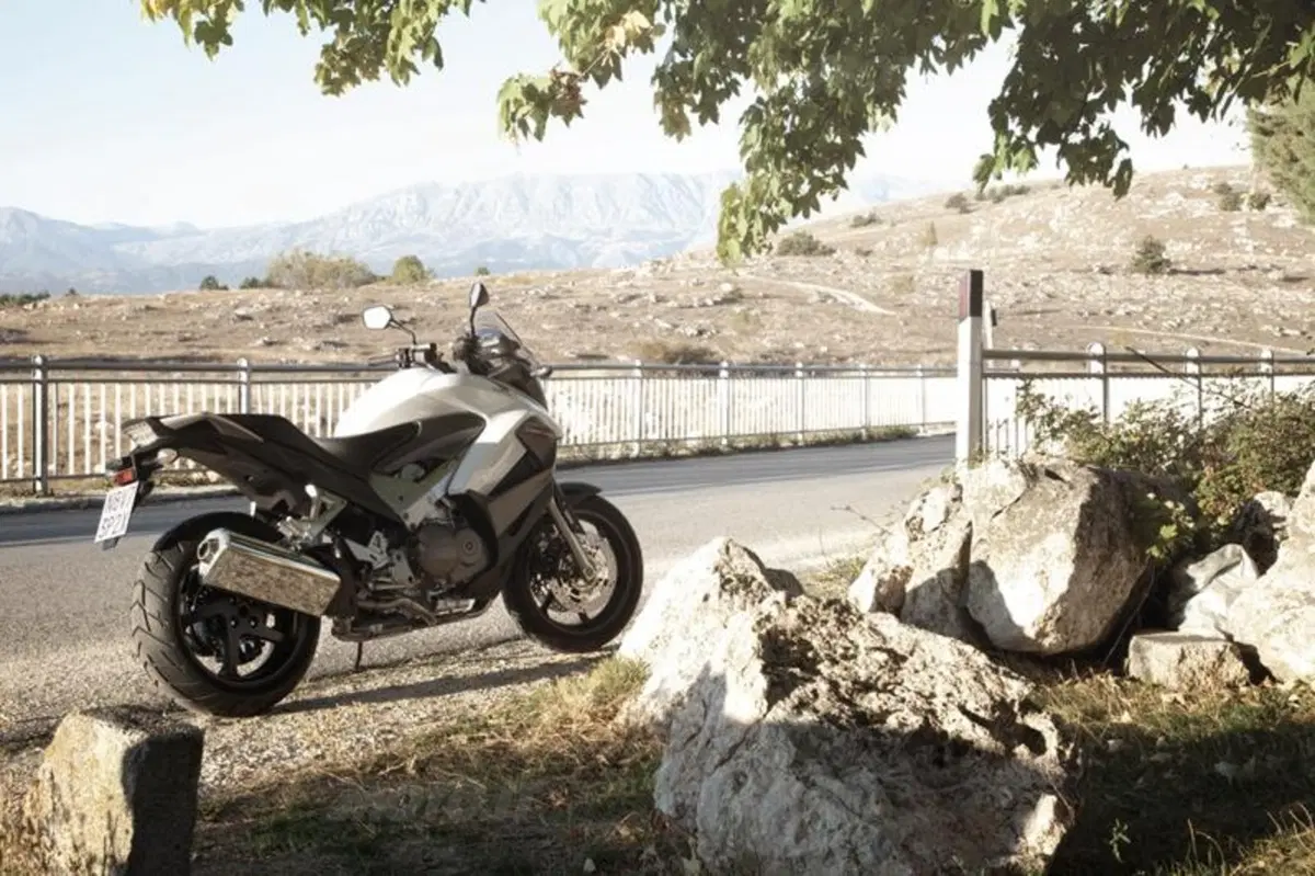 La novità Honda più attesa: EICMA svela la Crossrunner (21)