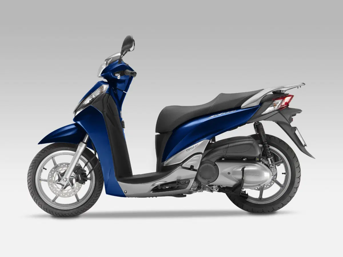 Al Salone di Milano EICMA Honda presenta l'SH300i 2011 (13)