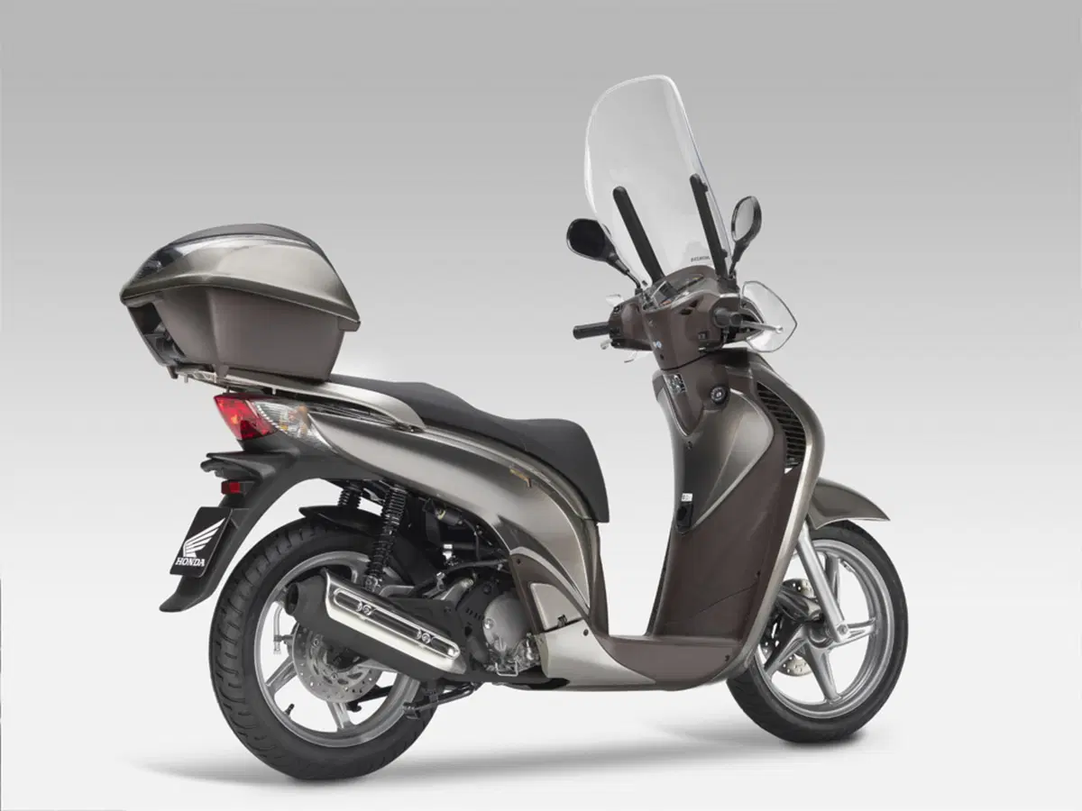 Le novità 2011 per SH125i e SH150i al Salone di Milano (2)