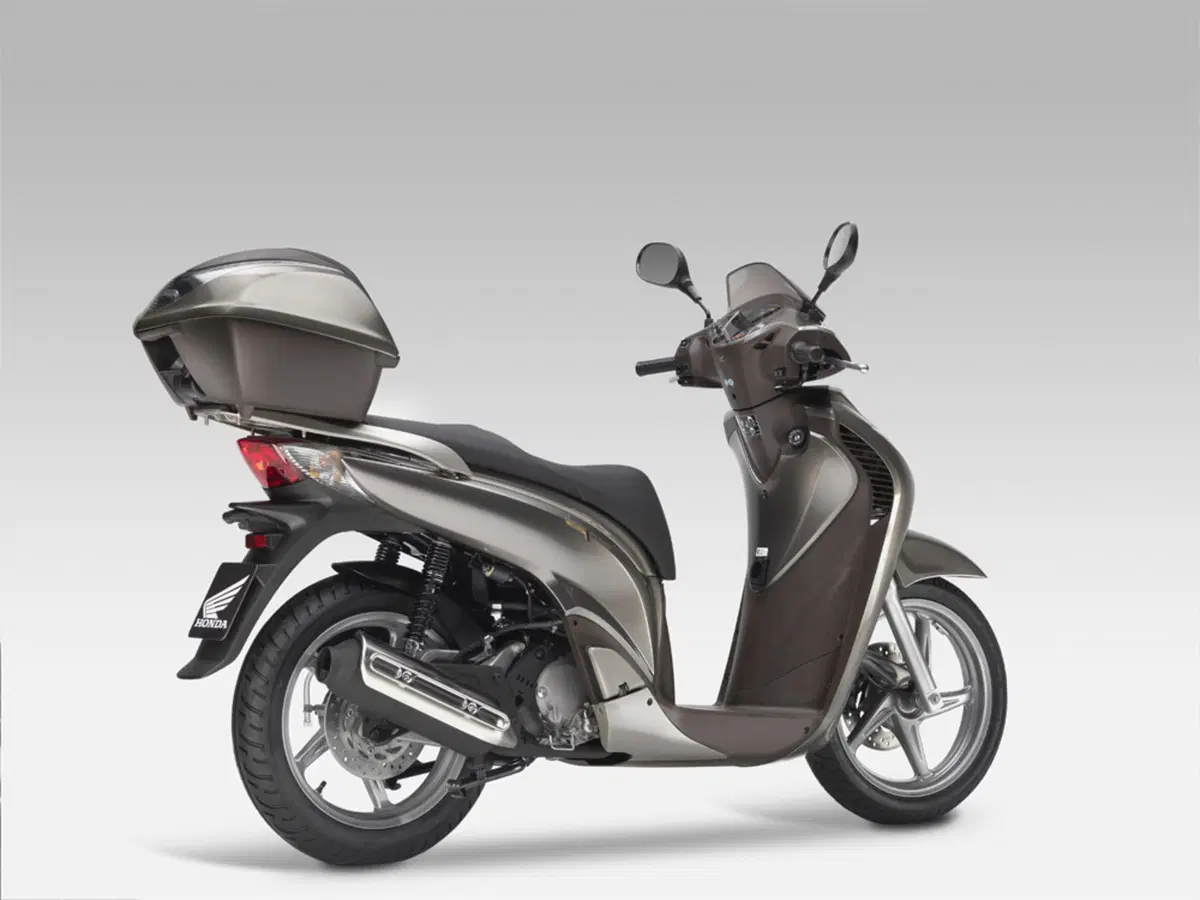 Le novità 2011 per SH125i e SH150i al Salone di Milano (3)