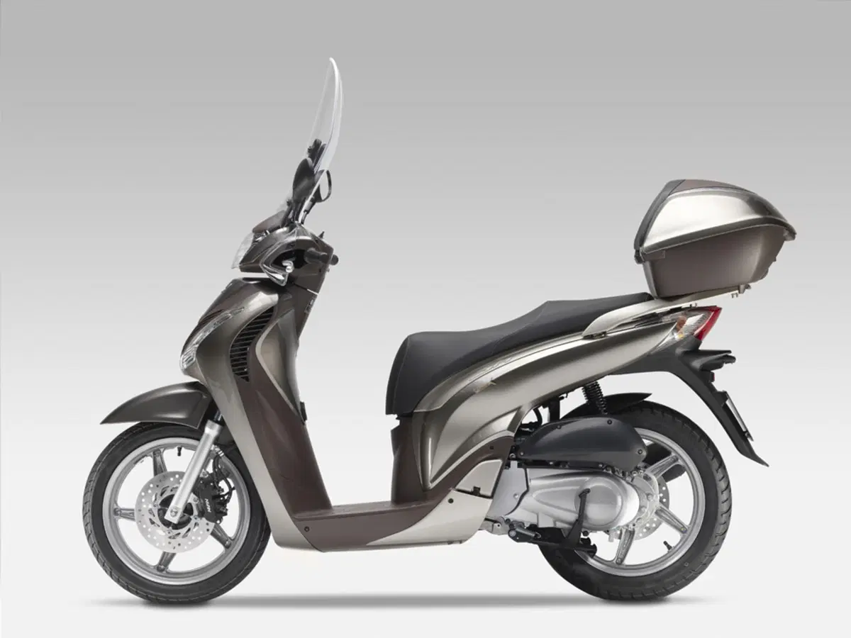Le novità 2011 per SH125i e SH150i al Salone di Milano (7)