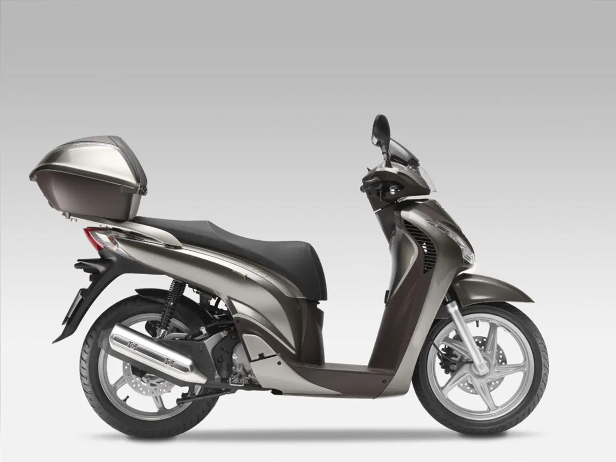 Le novità 2011 per SH125i e SH150i al Salone di Milano (9)