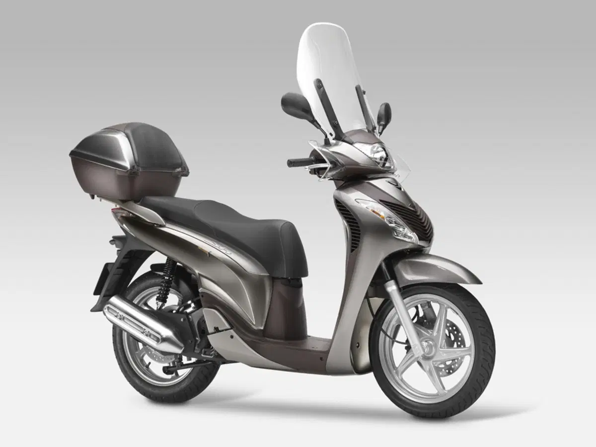 Le novità 2011 per SH125i e SH150i al Salone di Milano (10)