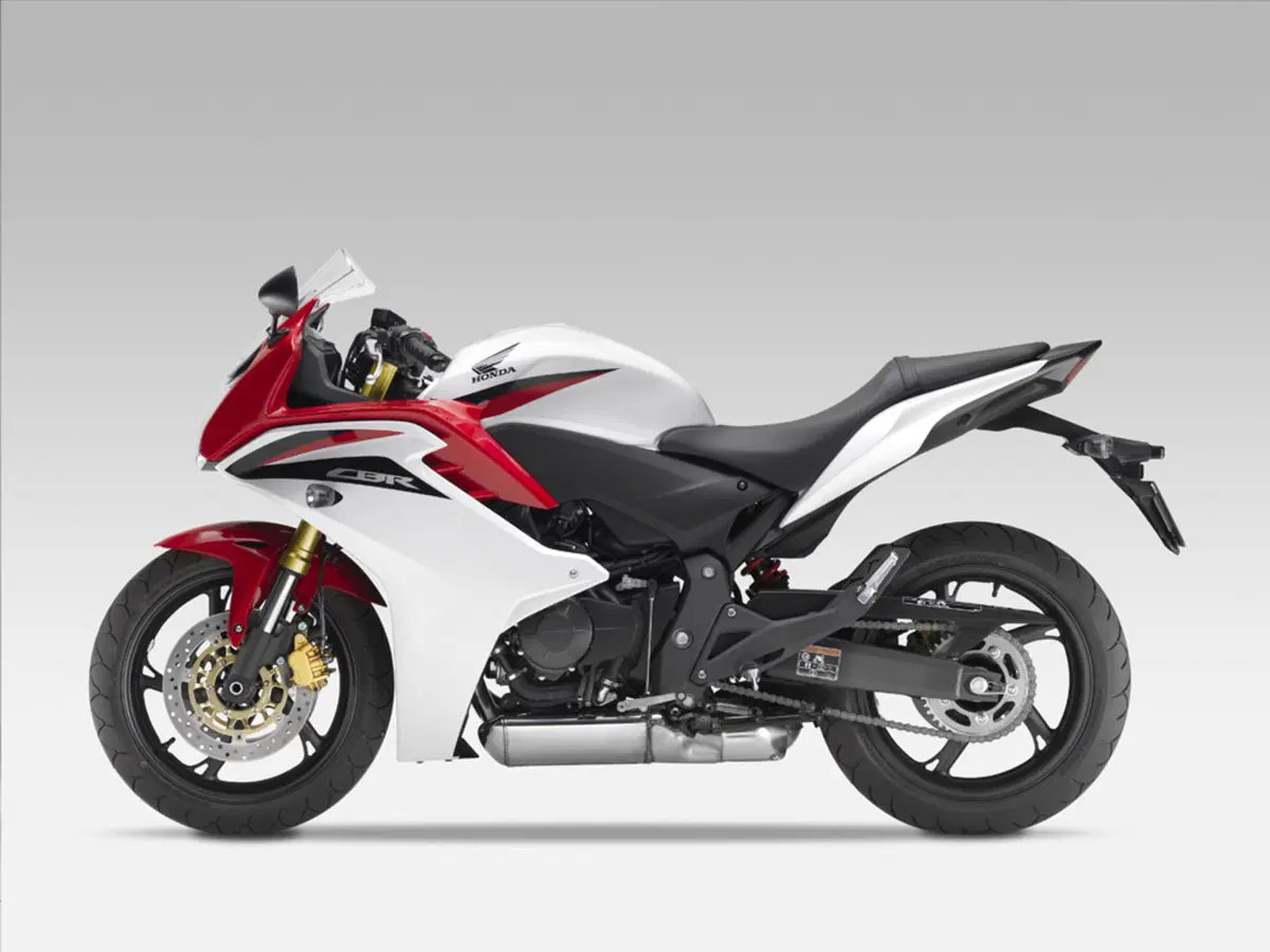 Un grande ritorno al Salone di Milano: Honda CBR 600F (20)