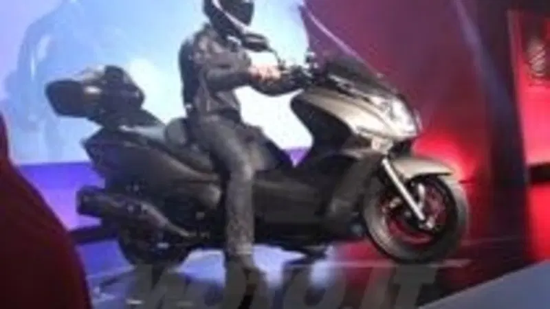 Honda presenta al Salone di Milano l'SW-T600 2011