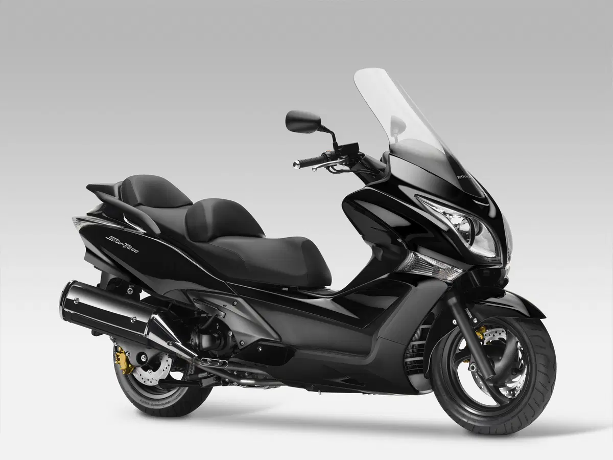 Honda presenta al Salone di Milano l'SW-T600 2011 (17)