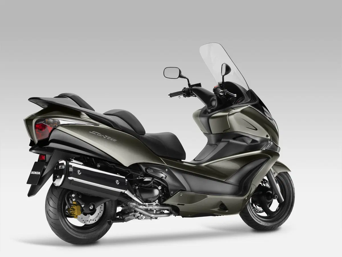 Honda presenta al Salone di Milano l'SW-T600 2011 (22)