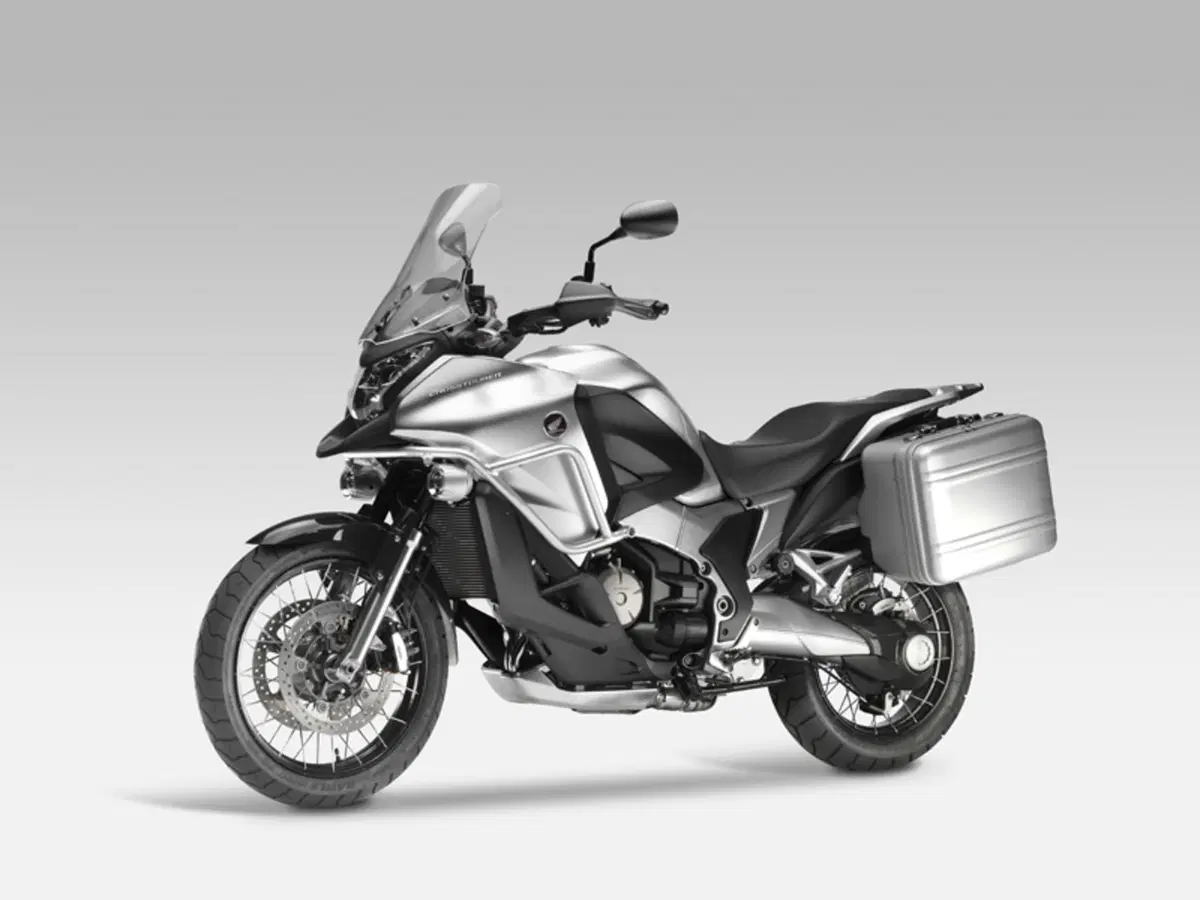 Honda svela al Salone di Milano EICMA la V4X Concept (14)