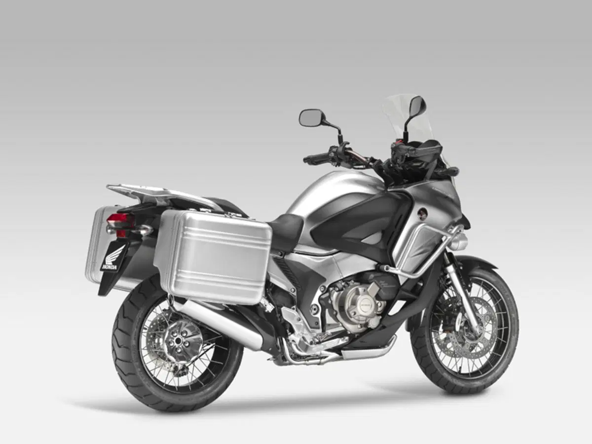 Honda svela al Salone di Milano EICMA la V4X Concept (15)