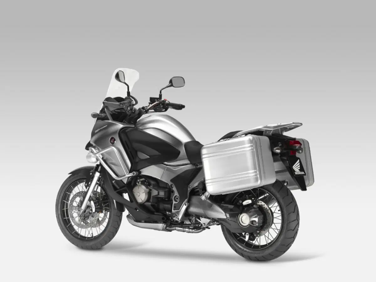 Honda svela al Salone di Milano EICMA la V4X Concept (16)