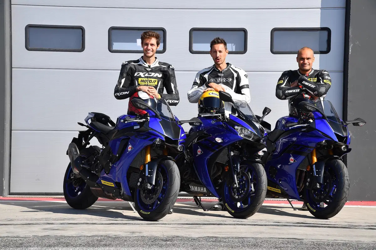 Yamaha YZF-R1 vs. YZF-R6 vs YZF-R3 (13)