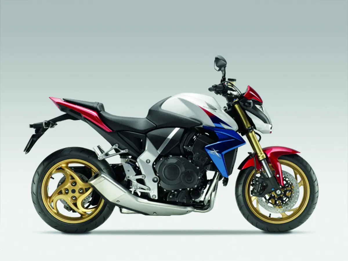 Presentata al Salone di Milano la Honda CB 1000R 2011 (6)