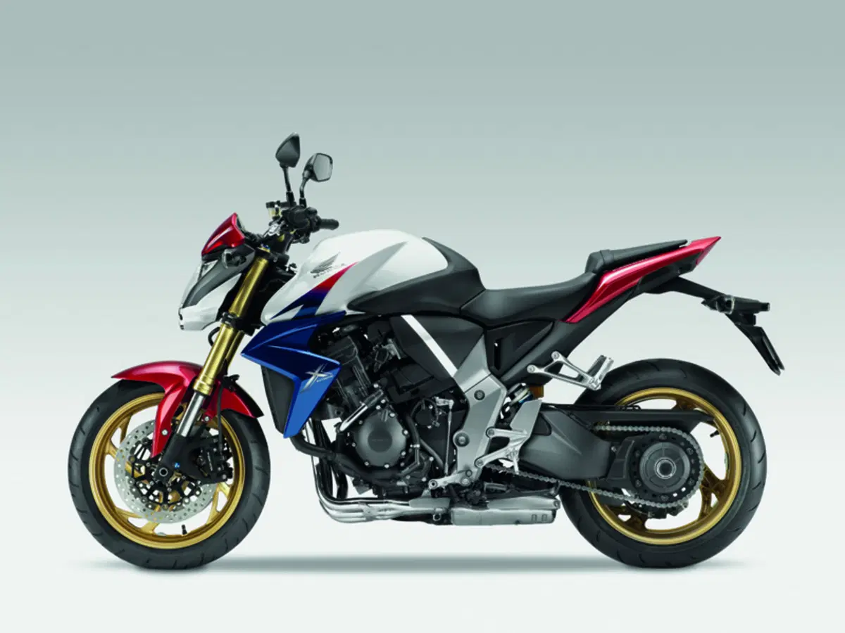 Presentata al Salone di Milano la Honda CB 1000R 2011 (7)