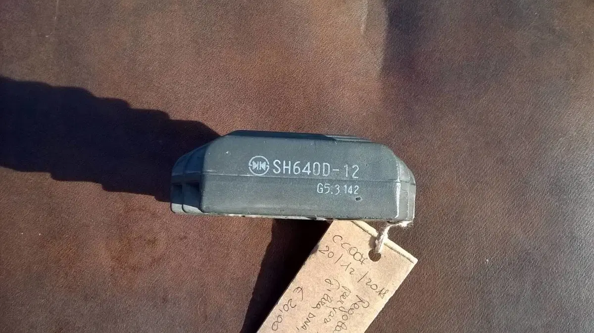 Regolatore SH640D-12 (5)