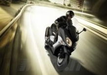 All'EICMA Yamaha presenta il TMAX TechMAX