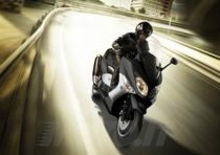 All'EICMA Yamaha presenta il TMAX TechMAX