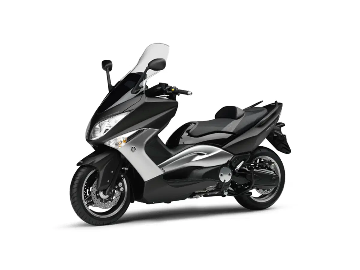All'EICMA Yamaha presenta il TMAX TechMAX