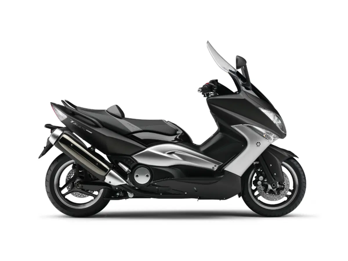 All'EICMA Yamaha presenta il TMAX TechMAX (6)