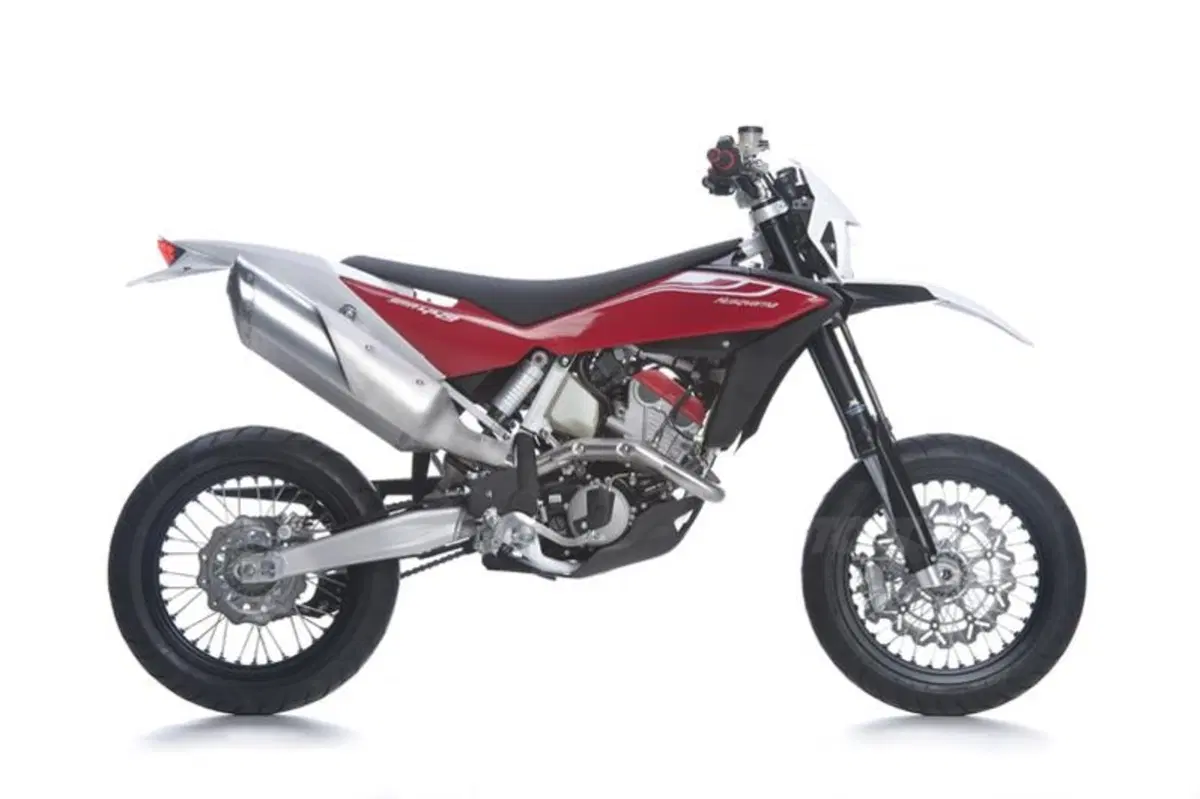 Nuovi Husqvarna SMR449 e SMR511 al Salone di Milano (3)