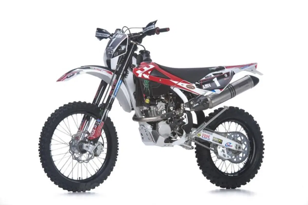 All'EICMA Husqvarna presenta la TE 250 Meo Replica