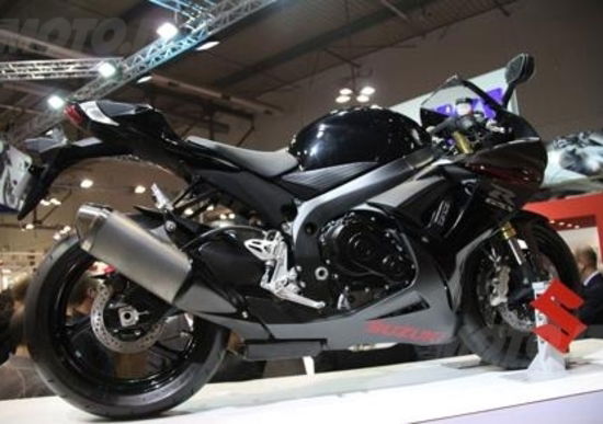 Presentate all'EICMA le Suzuki GSX-R600 e GSX-R750