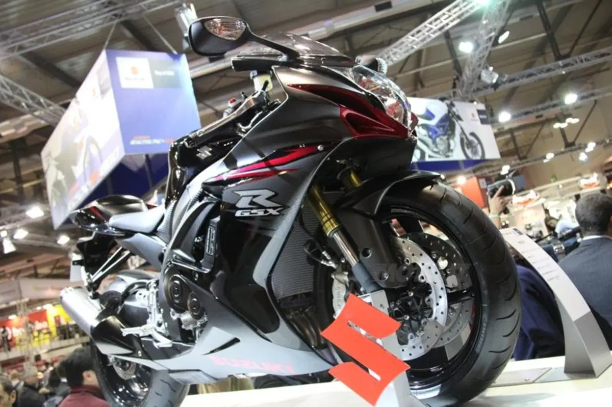 Presentate all'EICMA le Suzuki GSX-R600 e GSX-R750 (13)