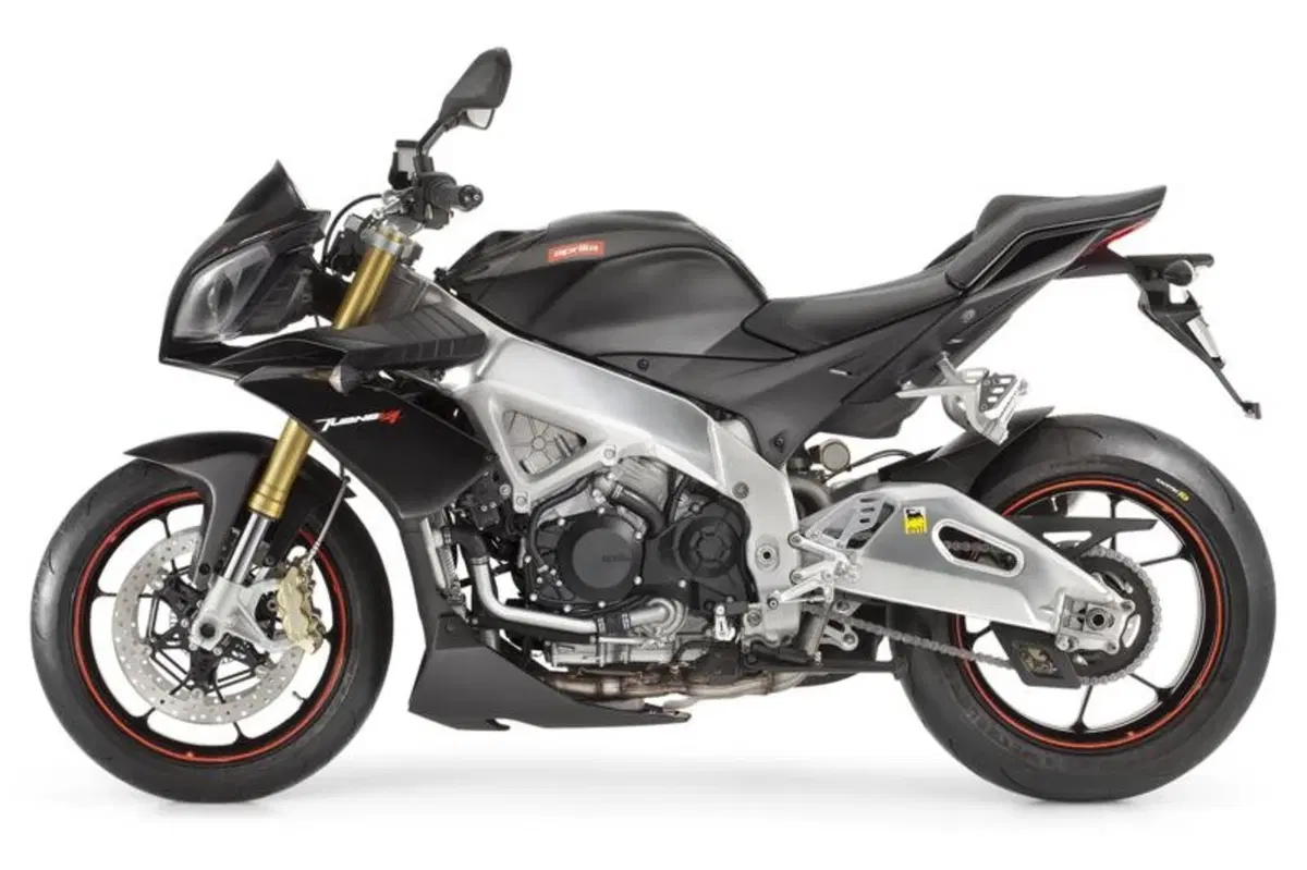 Aprilia Tuono V4 R presentata all’EICMA (5)