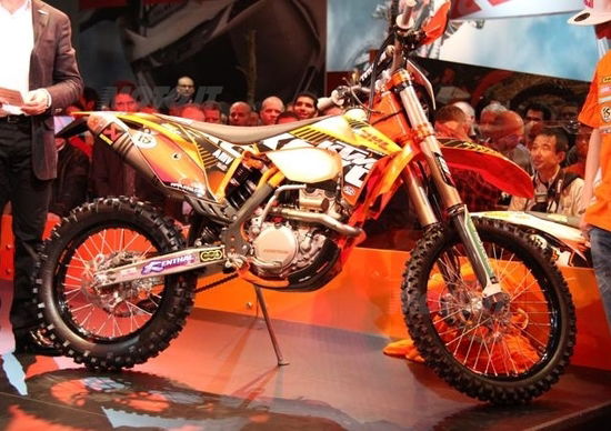 KTM introduce a Milano un'inedita EXC-F 350