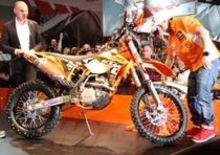 KTM introduce a Milano un'inedita EXC-F 350