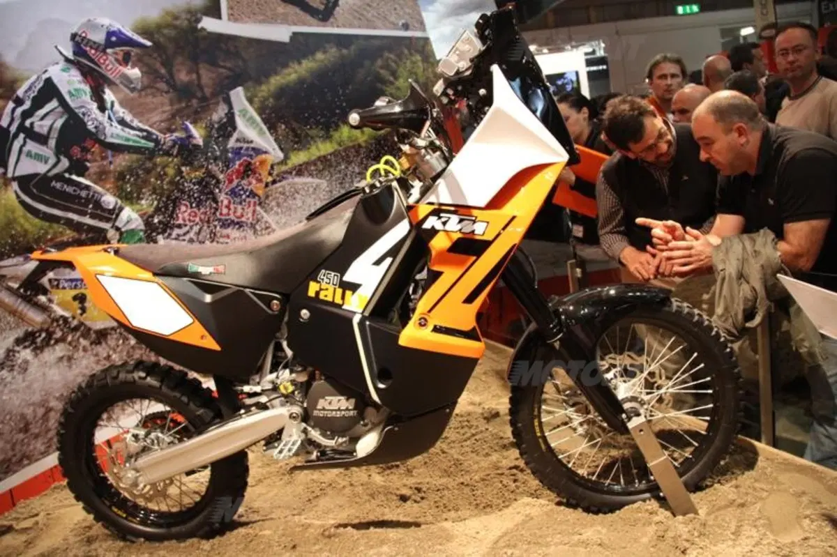 KTM 990 Adventure Dakar Edition (5)