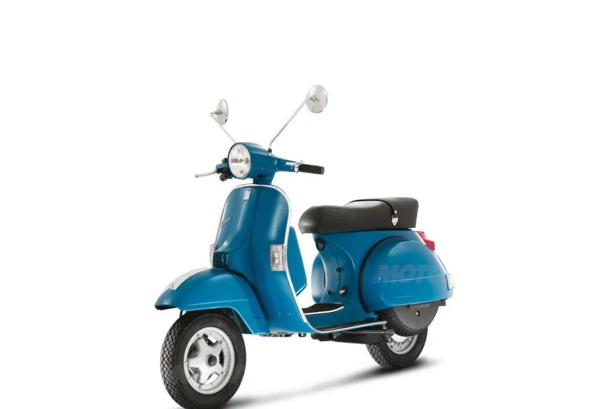 Grandi ritorni: all'EICMA la Vespa PX (2)