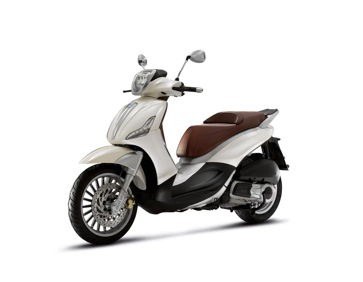 Nuovi Piaggio Beverly e Beverly 10° Anniversario (6)