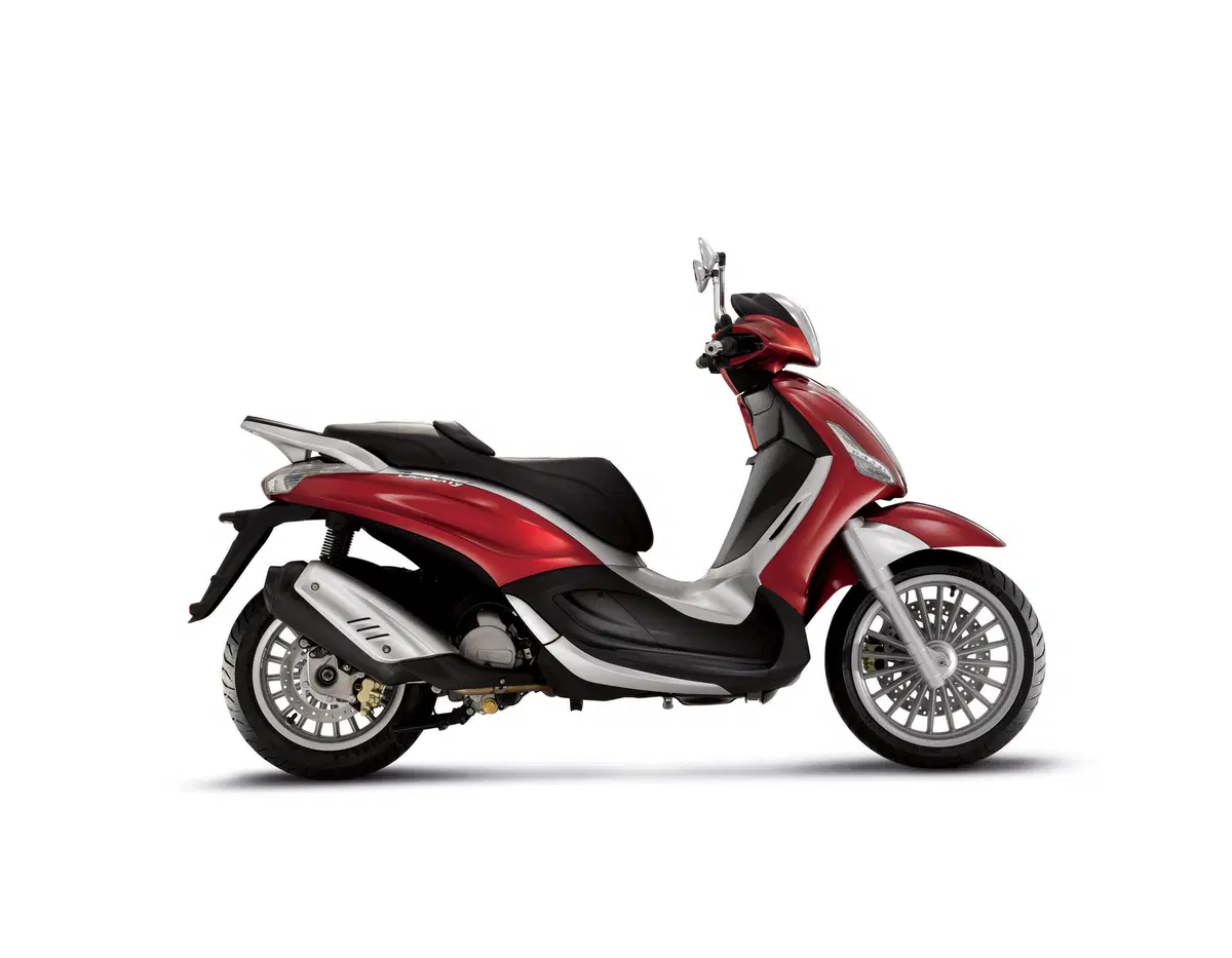 Nuovi Piaggio Beverly e Beverly 10° Anniversario (8)